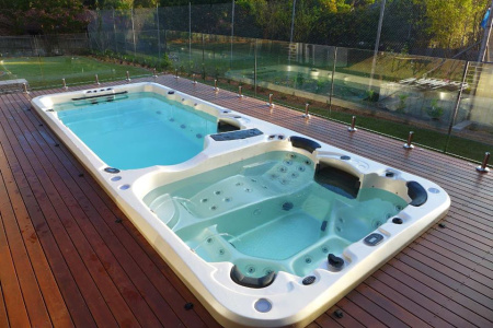 Плавательный спа бассейн Vortex Spas Hydrozone PRO Плавательный спа бассейн Vortex Spas Hydrozone PRO